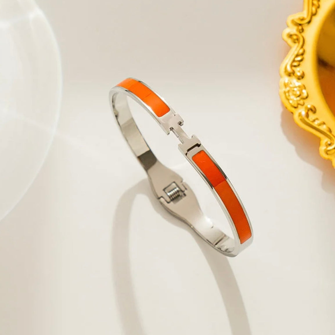 Hann – Waterproof Gold/Silver Solid Bangle | Bibie™