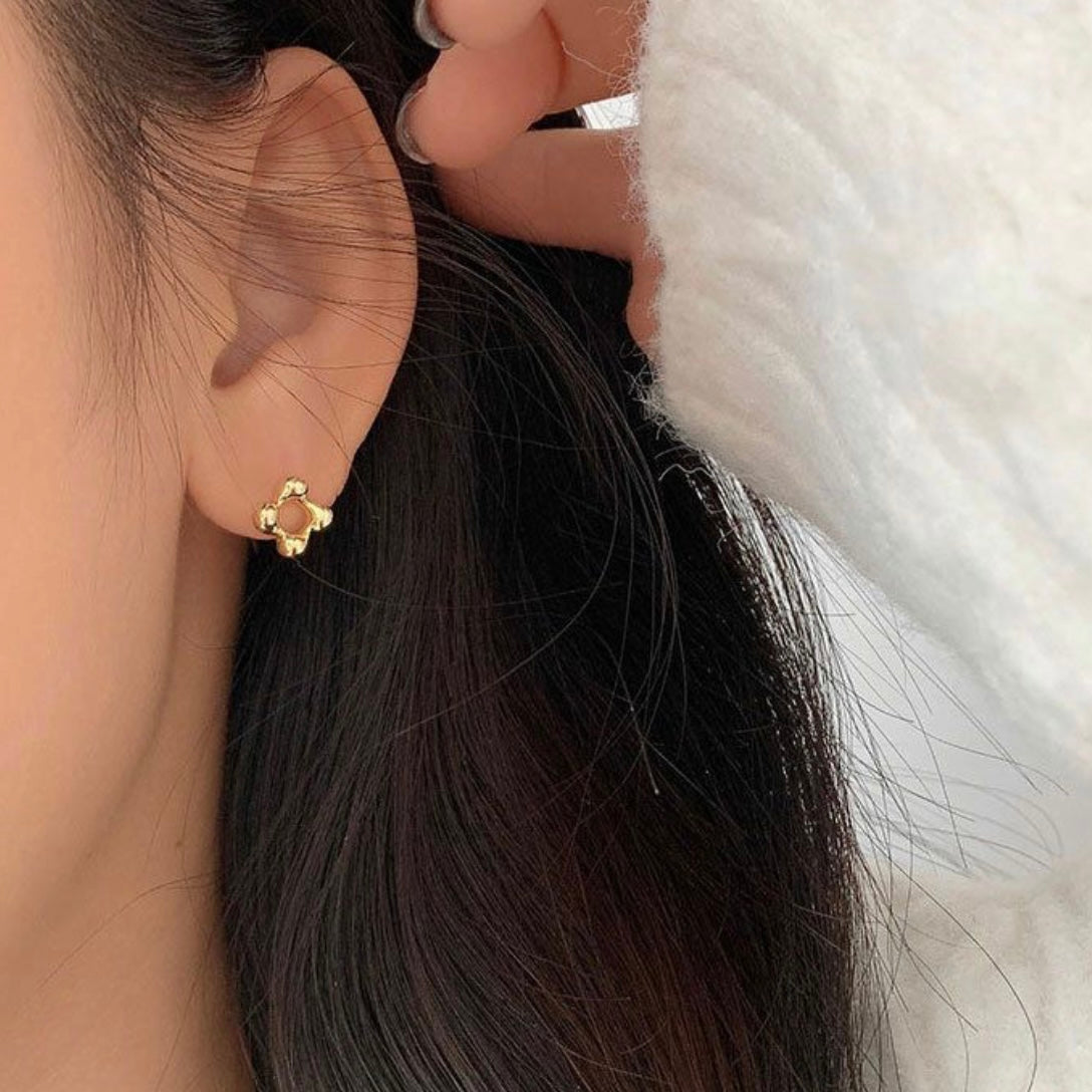 Bibie™ Lola Sterling Silver Four Point Stud Earrings