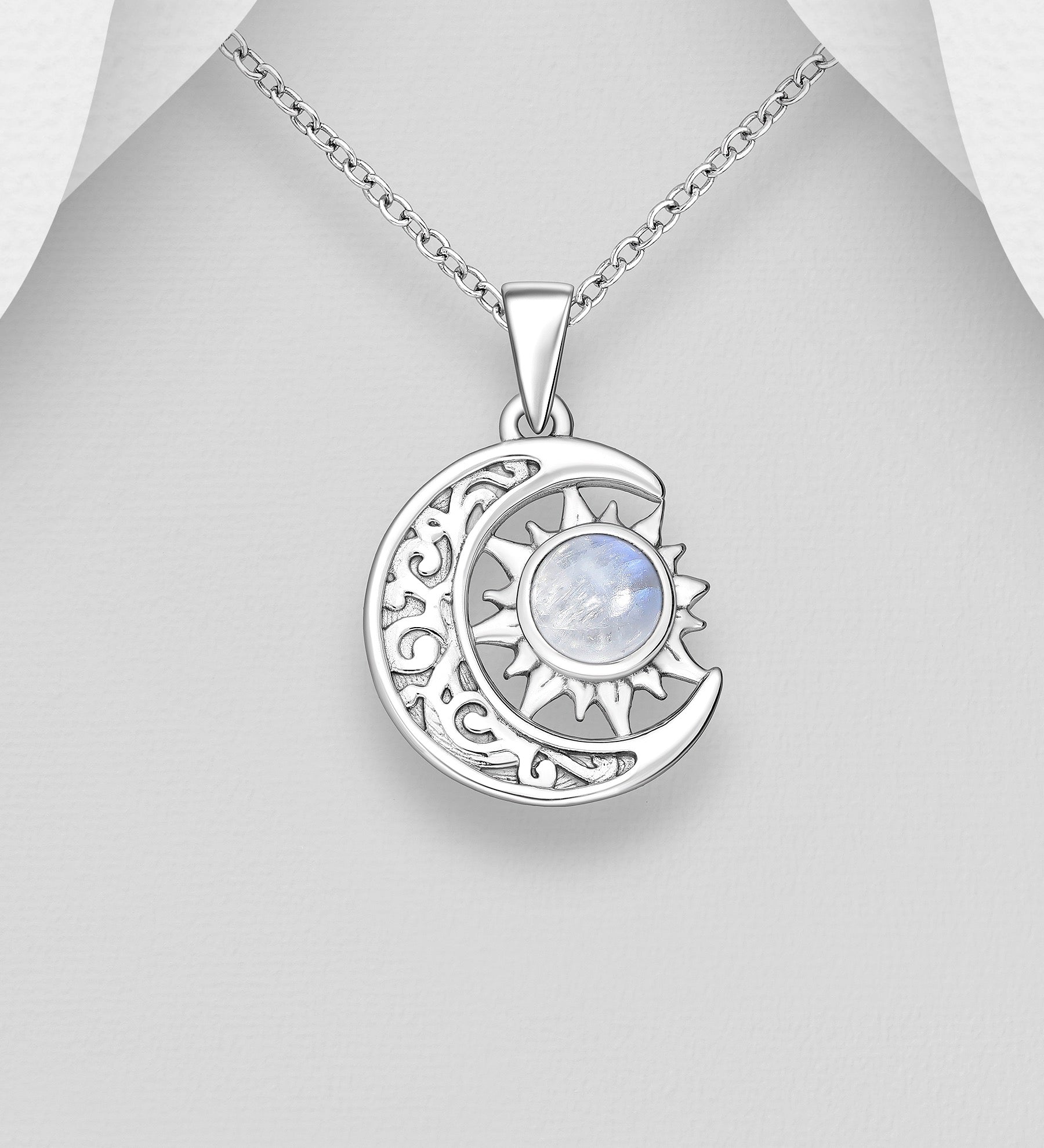 Nanda – 925 Sterling Silver Moon & Sun Pendant Necklace