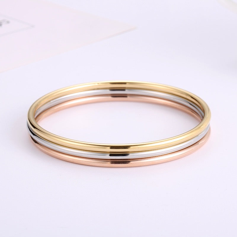 Bertha – Waterproof Gold/Silver Solid Bangle