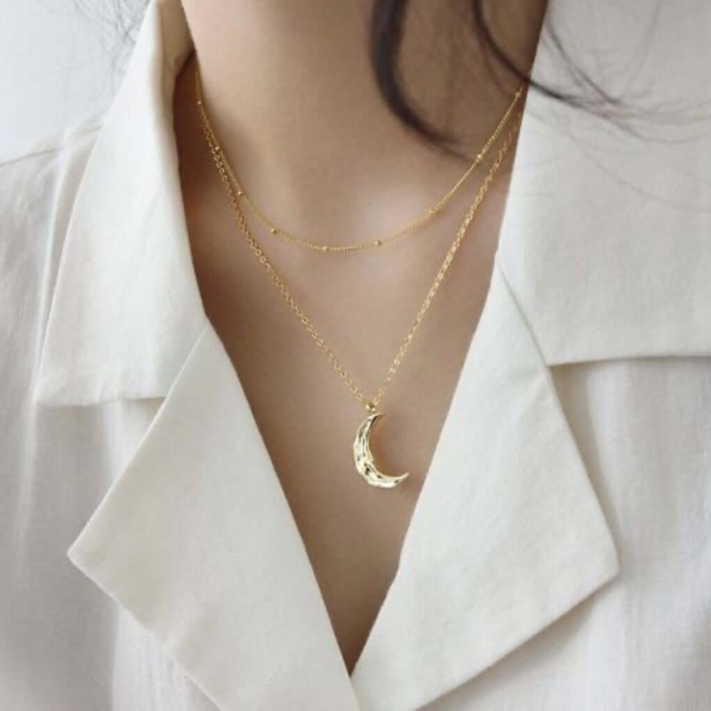 Justina – Sterling Silver & Gold Vermeil Hammered Crescent Moon Pendant Necklace | Bibie™