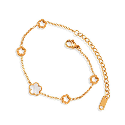 Gabs – Waterproof Clover Enamel Bracelet in Gold | Bibie™