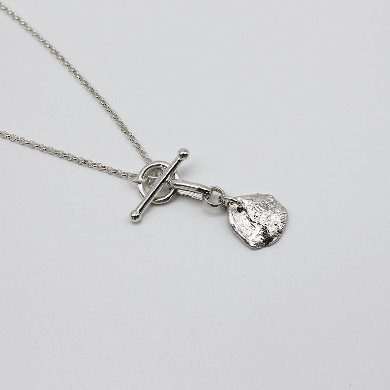 Adelaide – Irregular Circle &amp; Bar Pendant Necklace in Silver or Gold Vermeil | Bibie™