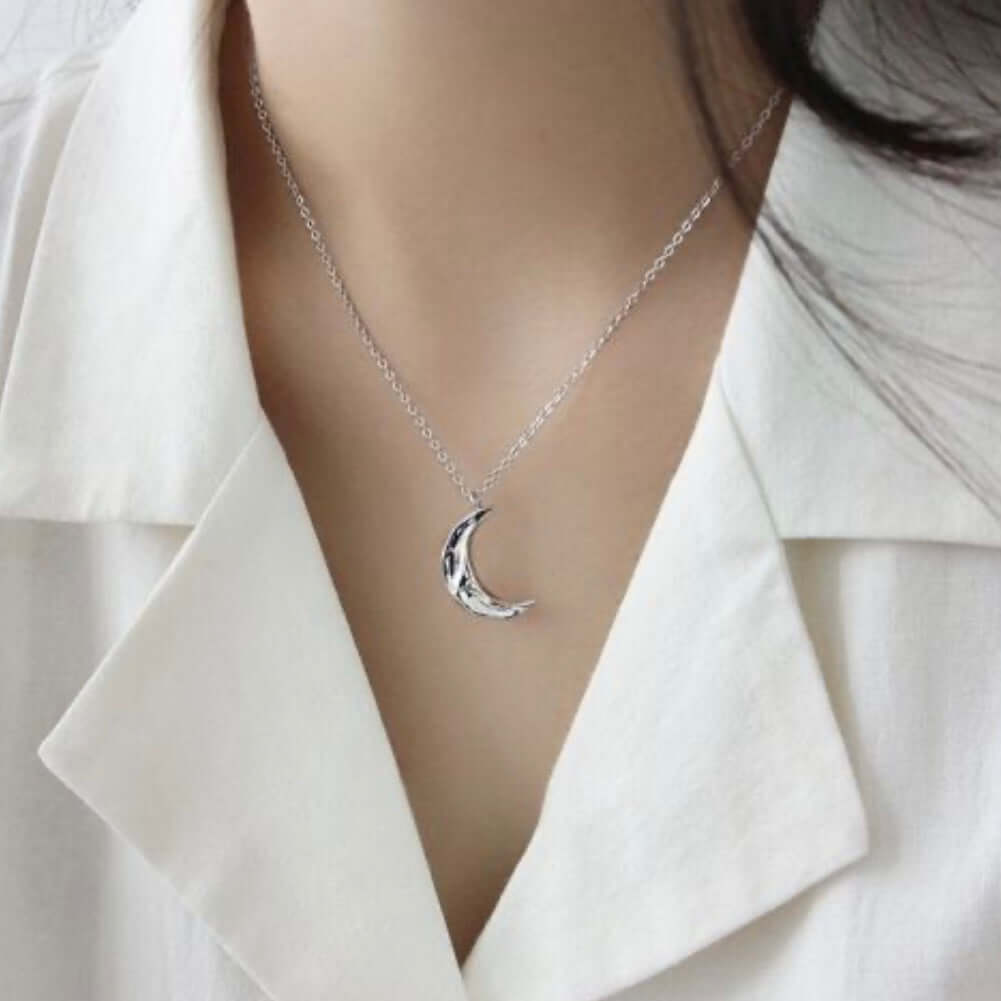 Justina – Sterling Silver &amp; Gold Vermeil Hammered Crescent Moon Pendant Necklace